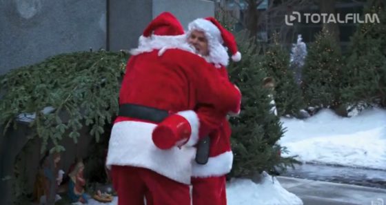 Willie je stále antihrdina: alkoholik a sukničkář.